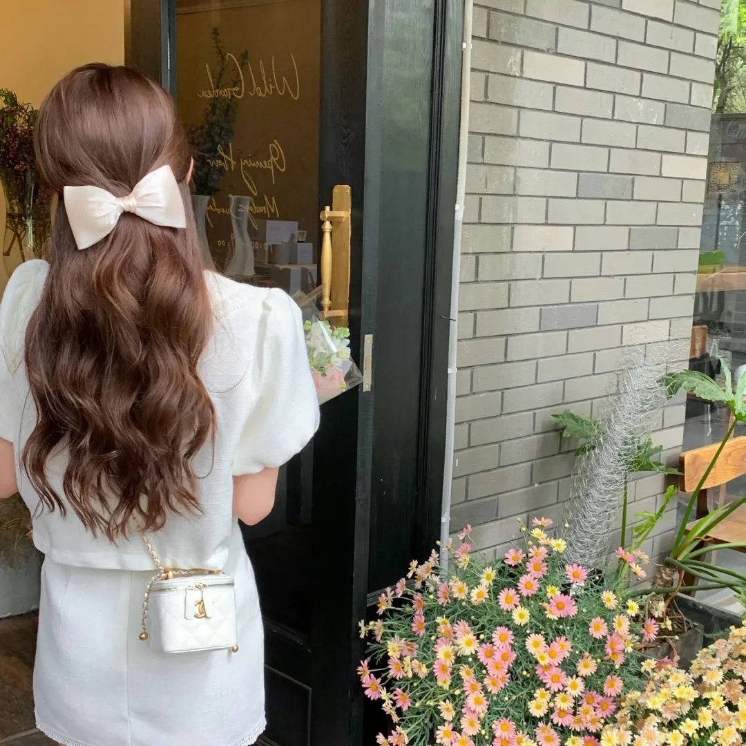 我靠摆摊买下一座岛